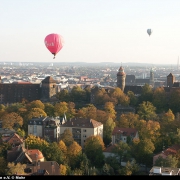 Zwei unserer Ballone über Nürnberg bei einer Herbstfahrt