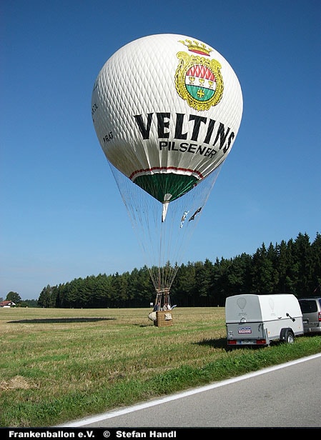 Veltins-Gasballon beim Start